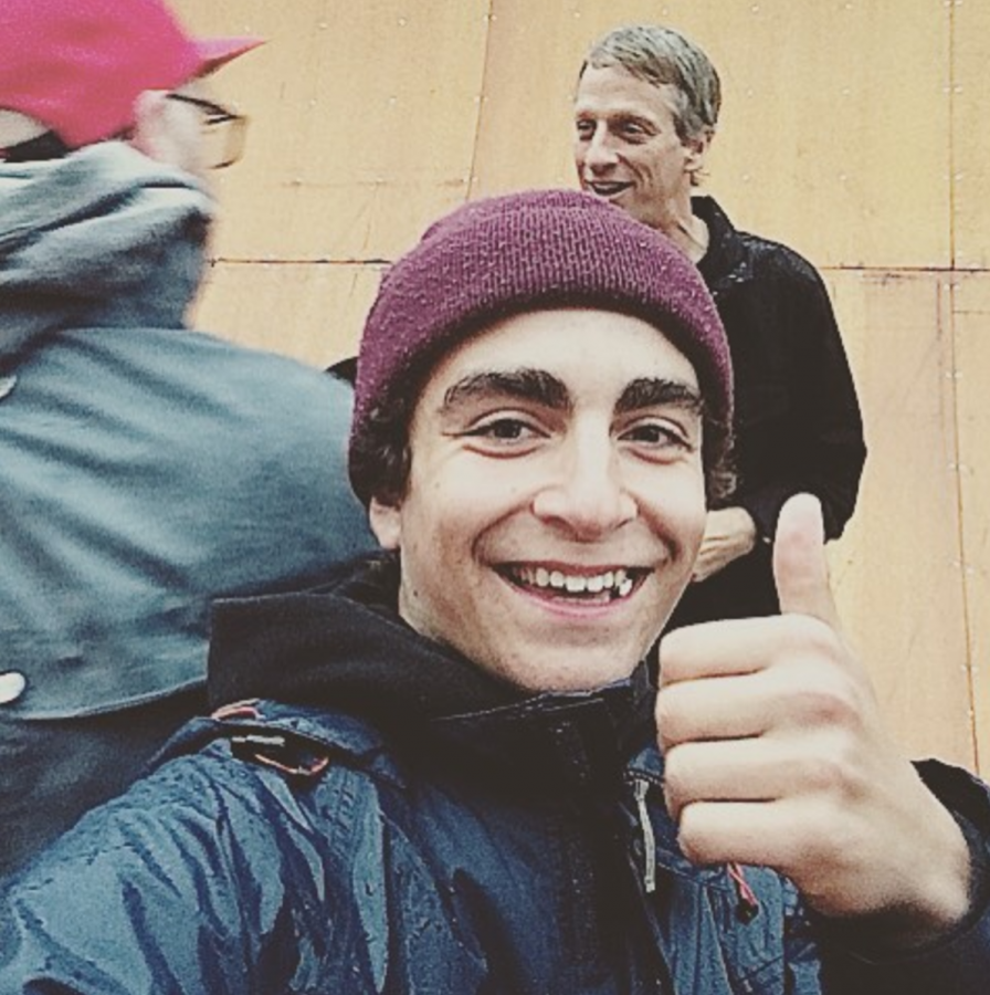 "Eu e os caras @tonyhawk" - 210915
@jonas9000
Palavras-chave: SKAM;SKAM Instagram Posts;Instagram;Jonas;Season 1